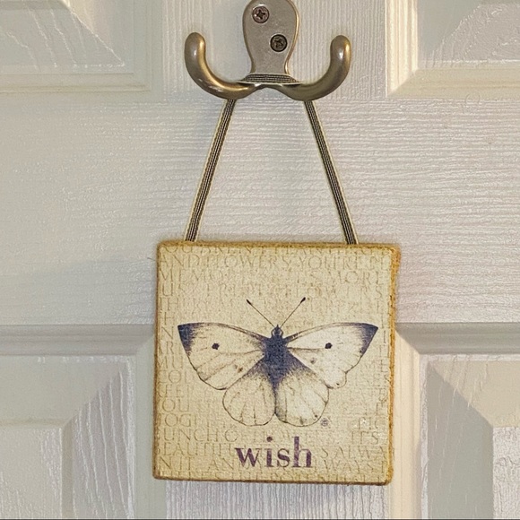 Butterfly Wish Burlap Hanging Tile  Nature’s Journey by Marjolein - Picture 2 of 11